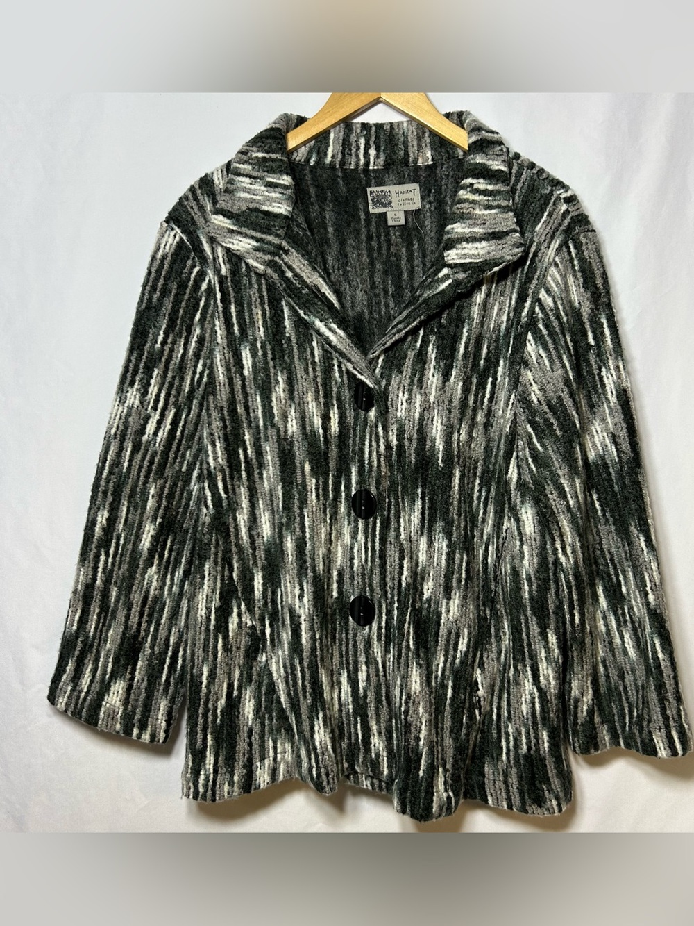 Habitat Clothes to Live In sz Large Textured Button Pea Coat Jacket Three Button